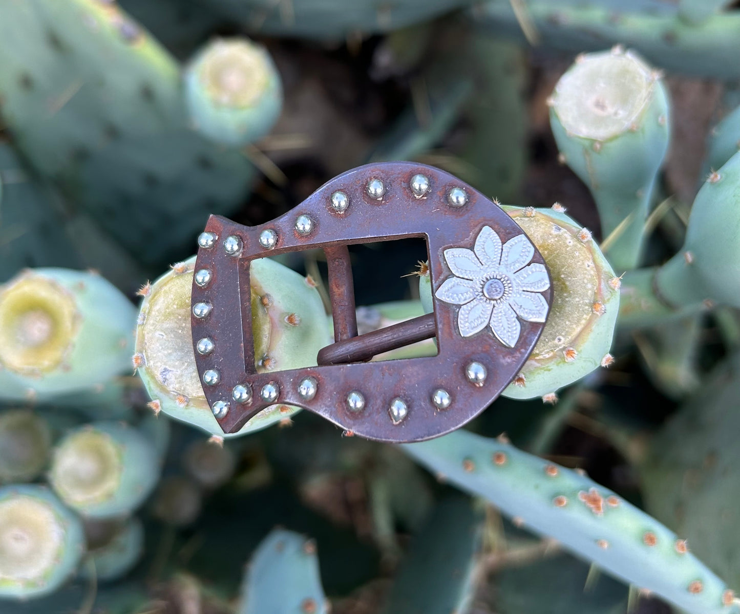 Flower Buckle