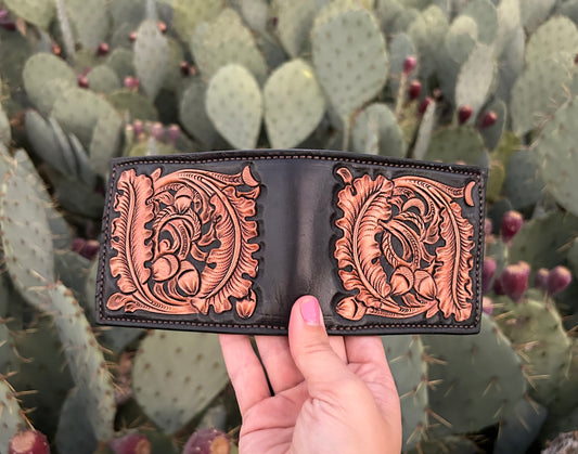 Full Tooled Oak Leaf Bi-Fold Wallet